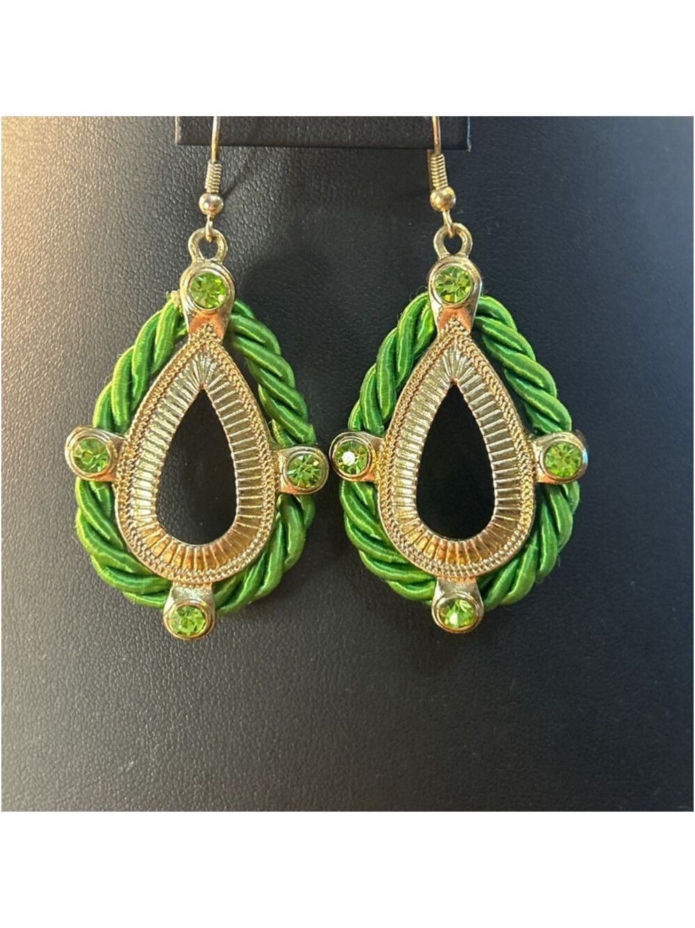 Women's Dangle Earrings Green/Gold Size One Size